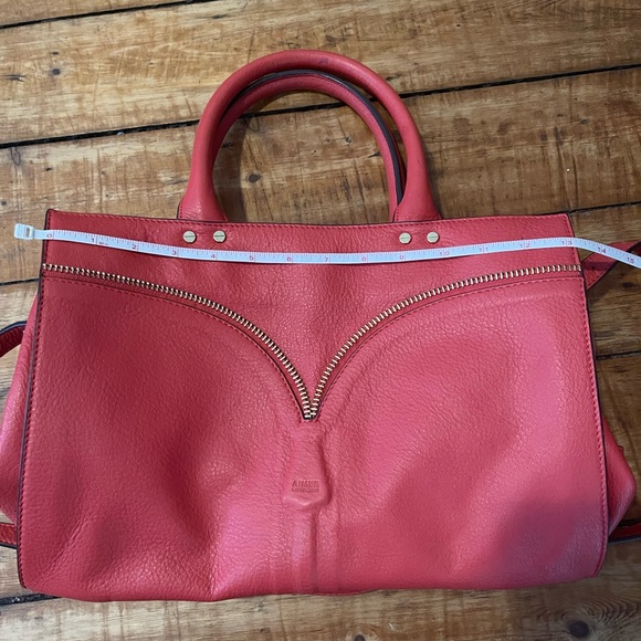 Aimee Kestenberg Gorgeous Coral Leather Handbag - Picture 6 of 11